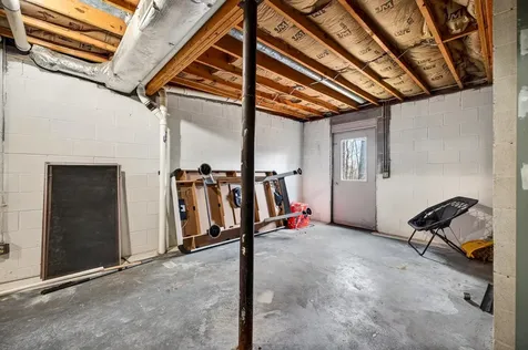 3229 Hopkins Drive Mcgaheysville VA 22840