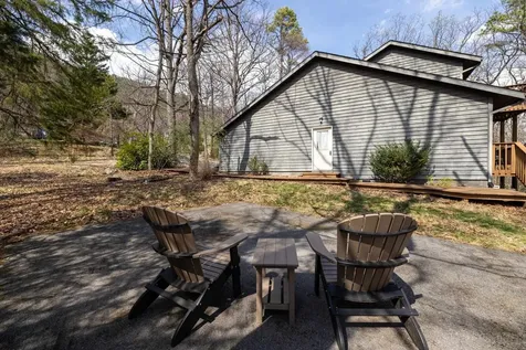 3229 Hopkins Drive Mcgaheysville VA 22840