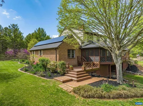 1732 Hermitage Road Waynesboro VA 22980