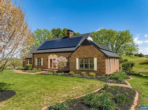 1732 Hermitage Road Waynesboro VA 22980