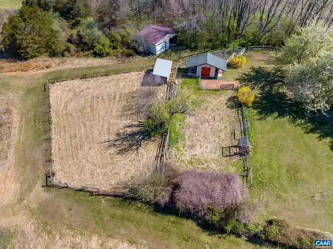 1732 Hermitage Road Waynesboro VA 22980
