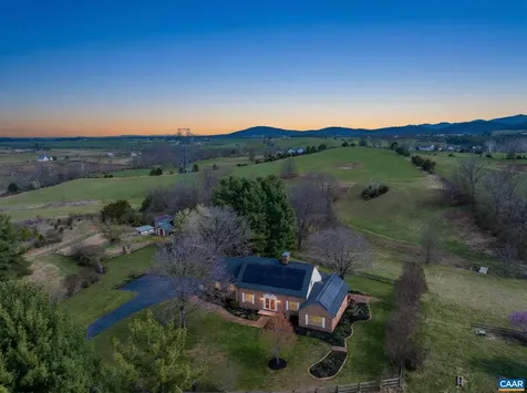 1732 Hermitage Road Waynesboro VA 22980