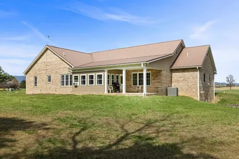 2143 Mill Creek Road Luray VA 22835