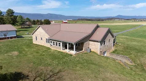 2143 Mill Creek Road Luray VA 22835