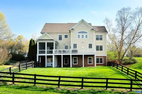 820 Carlyle Place Charlottesville VA 22903
