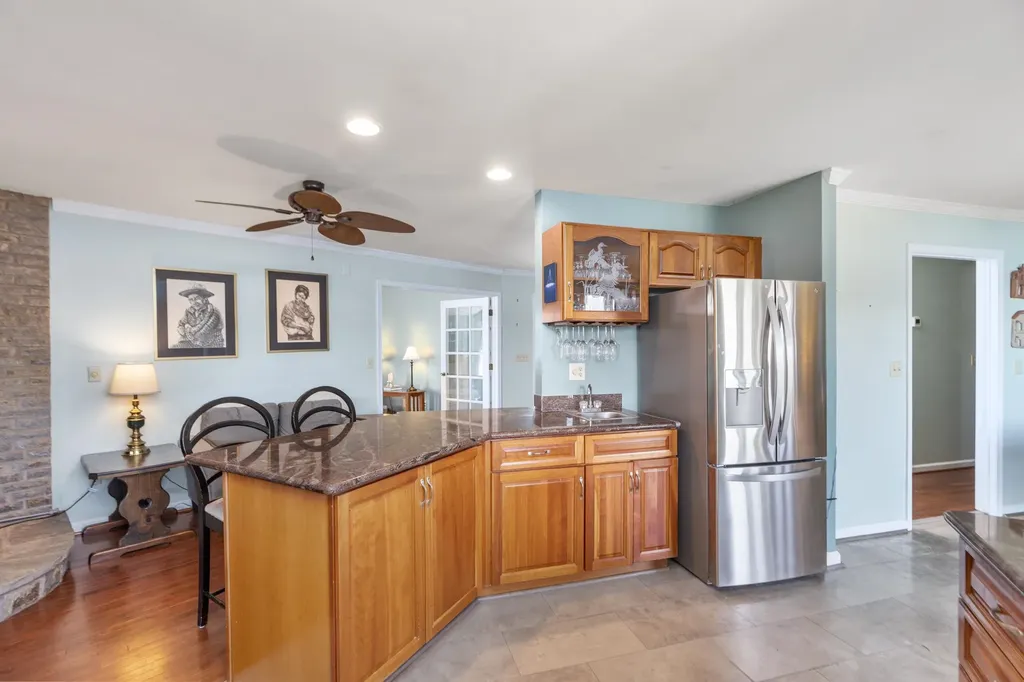 1743 Lakeshore Drive N Louisa VA 23093
