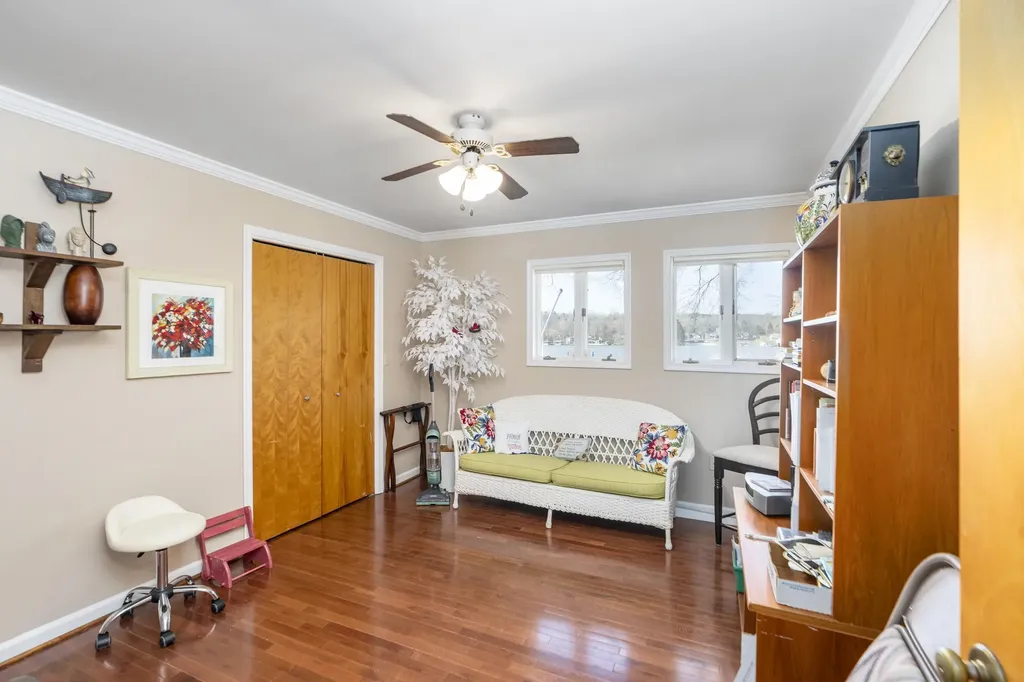 1743 Lakeshore Drive N Louisa VA 23093
