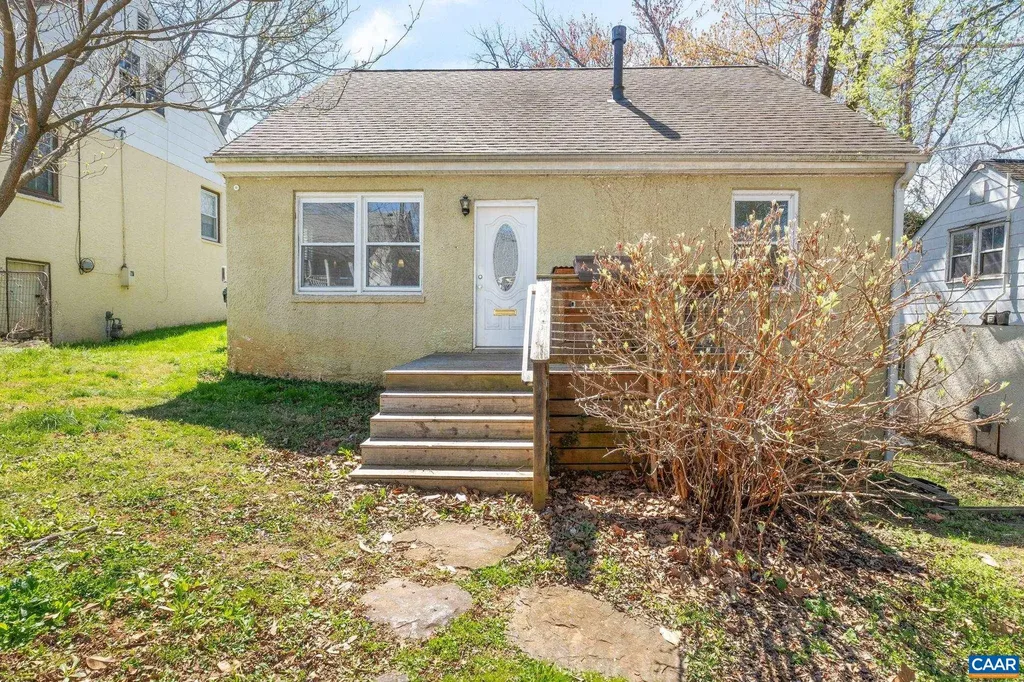 502 Druid Avenue Charlottesville VA 22902
