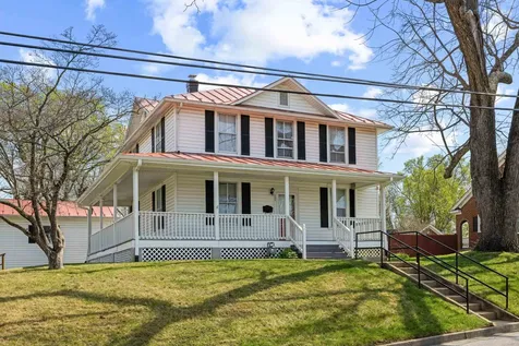 688 Florence Avenue Waynesboro VA 22980
