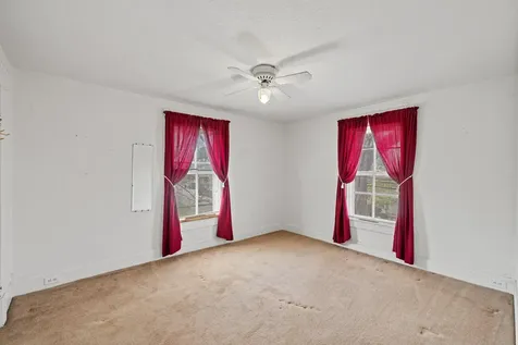 688 Florence Avenue Waynesboro VA 22980