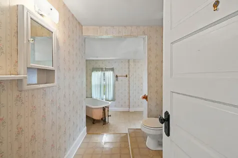 688 Florence Avenue Waynesboro VA 22980