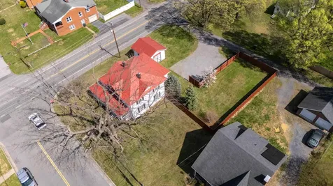 688 Florence Avenue Waynesboro VA 22980