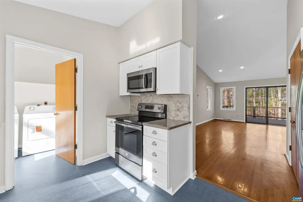 640 Big Oak Road Charlottesville VA 22903