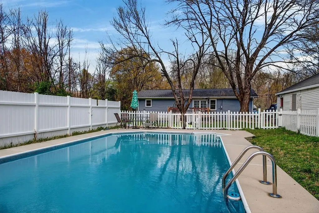 345 Lake Drive Crimora VA 24431