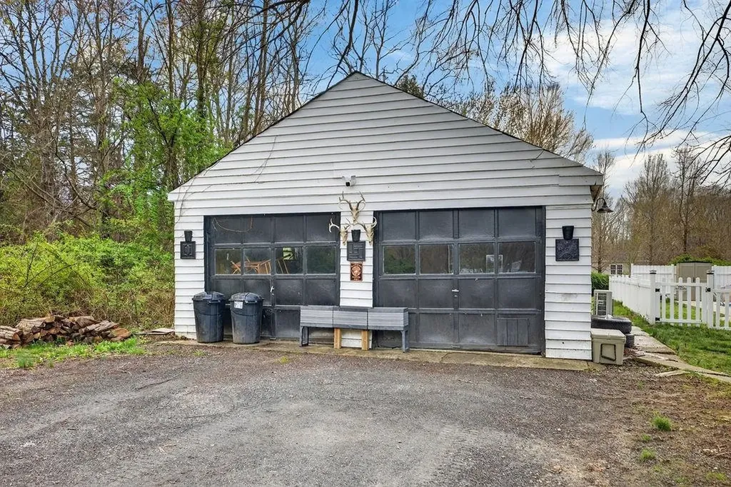 345 Lake Drive Crimora VA 24431