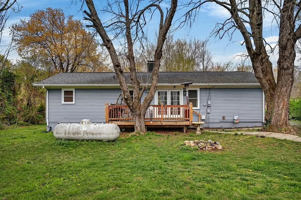345 Lake Drive Crimora VA 24431