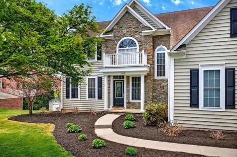 208 Claybrook Drive Waynesboro VA 22980