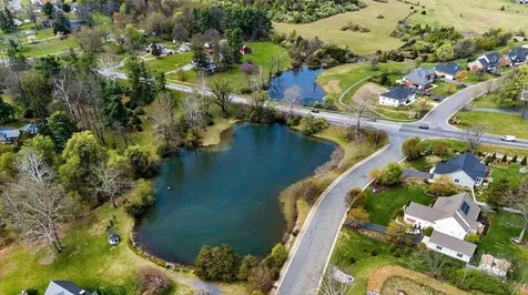208 Claybrook Drive Waynesboro VA 22980