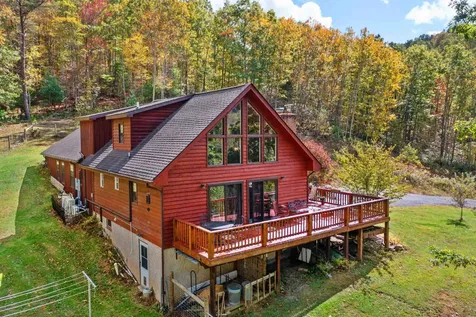 65 Cubbley Road Hot Springs VA 24445