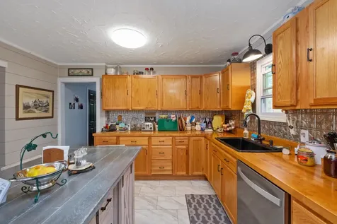 65 Cubbley Road Hot Springs VA 24445