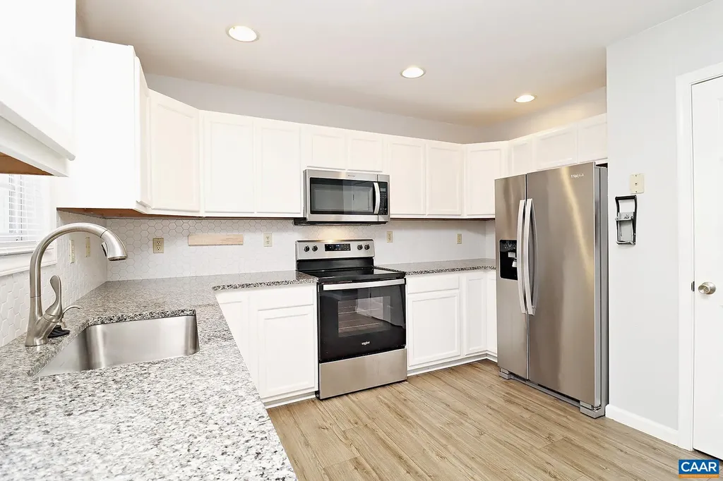 118 Hartford Court Charlottesville VA 22902