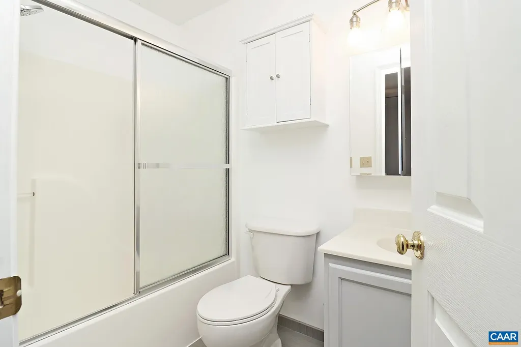 118 Hartford Court Charlottesville VA 22902