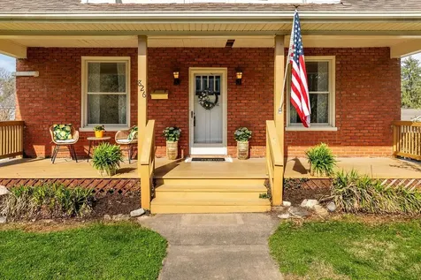 826 Selma Boulevard Staunton VA 24401