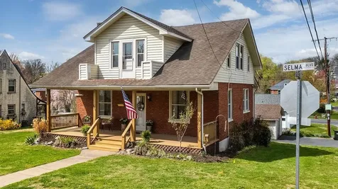 826 Selma Boulevard Staunton VA 24401