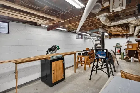 1098 Patterson Mill Road Grottoes VA 24441