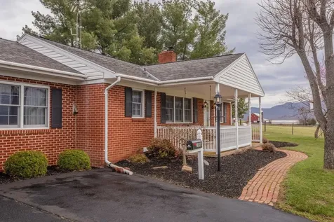 1098 Patterson Mill Road Grottoes VA 24441