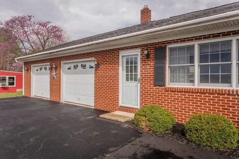 1098 Patterson Mill Road Grottoes VA 24441