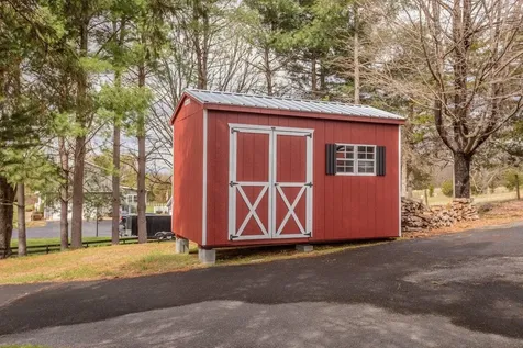 1098 Patterson Mill Road Grottoes VA 24441