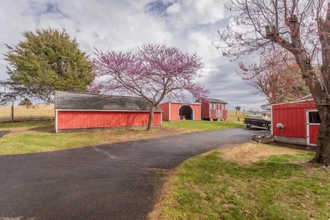 1098 Patterson Mill Road Grottoes VA 24441