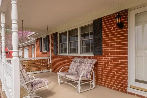 1098 Patterson Mill Road Grottoes VA 24441