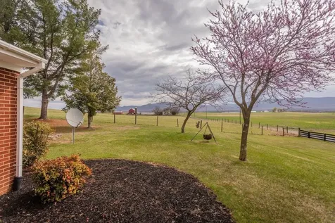 1098 Patterson Mill Road Grottoes VA 24441