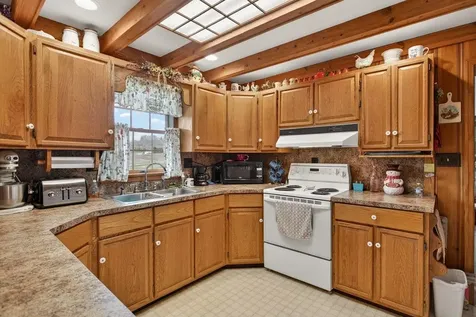 1098 Patterson Mill Road Grottoes VA 24441