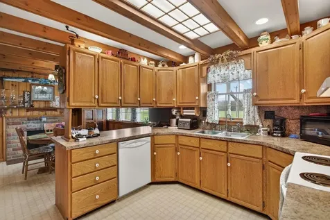 1098 Patterson Mill Road Grottoes VA 24441