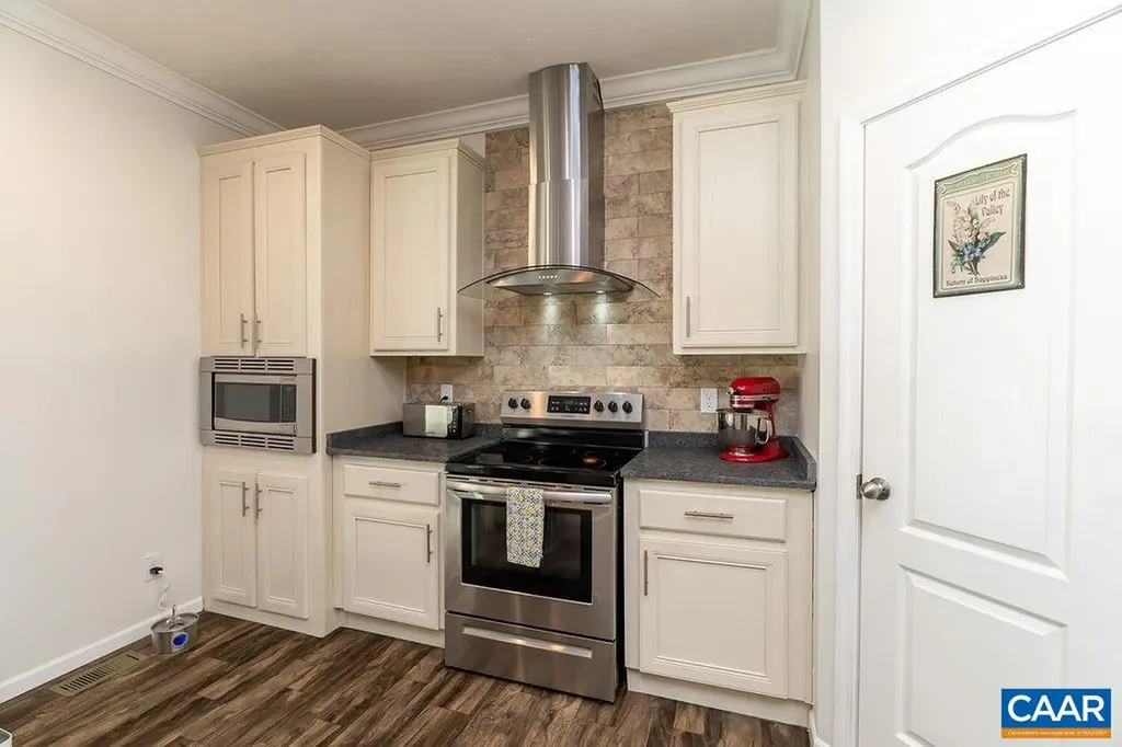 7246 Three Notch Road Louisa VA 23093