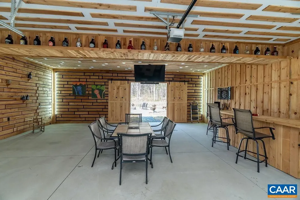 7246 Three Notch Road Louisa VA 23093