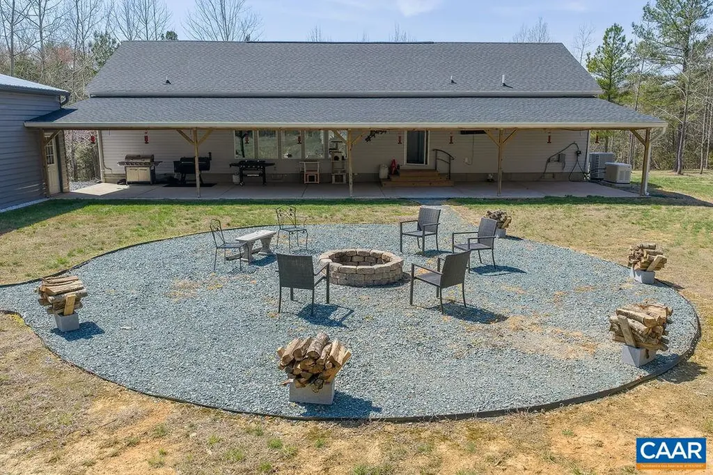 7246 Three Notch Road Louisa VA 23093