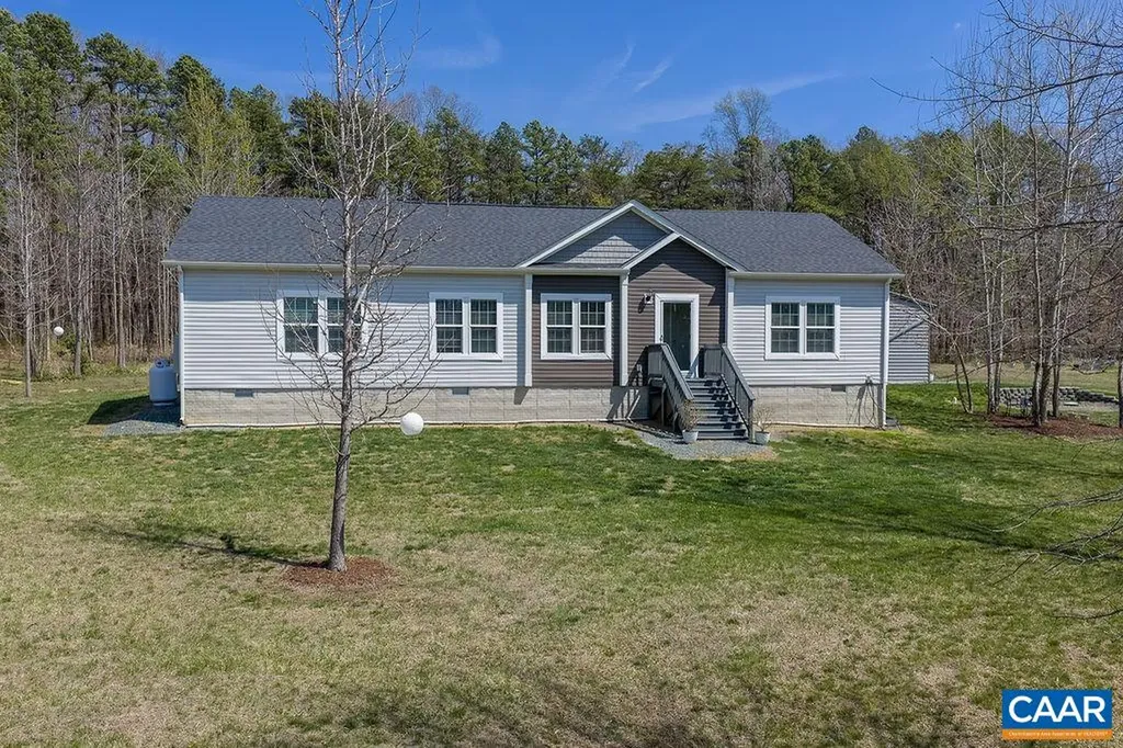 7246 Three Notch Road Louisa VA 23093