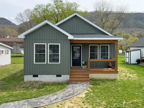 1710 Birch Avenue Buena Vista VA 24416