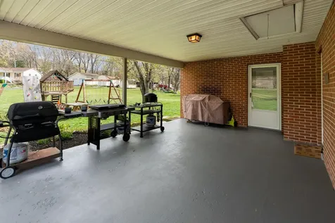 39 Our Lane Stuarts Draft VA 24477