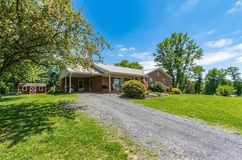 39 Our Lane Stuarts Draft VA 24477