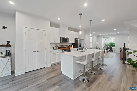 2402 Crescent Way Charlottesville VA 22911
