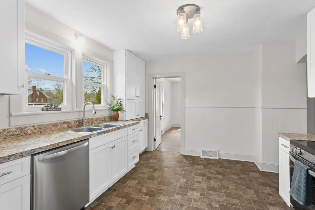 12204 Daphna Road Broadway VA 22815