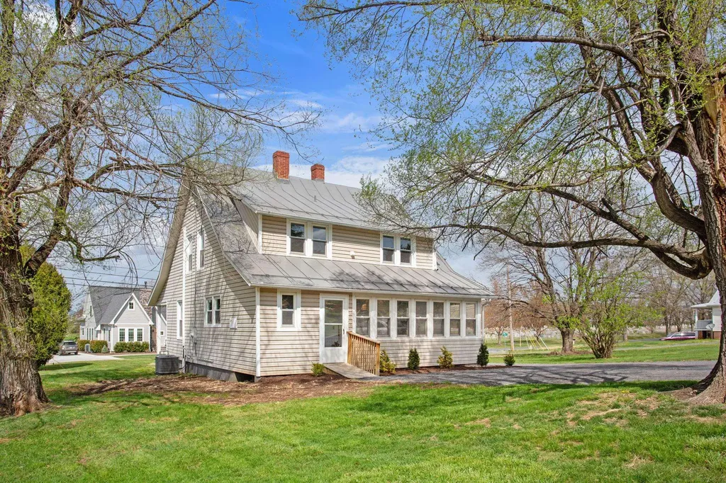 12204 Daphna Road Broadway VA 22815