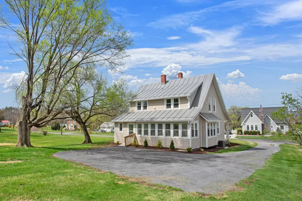 12204 Daphna Road Broadway VA 22815