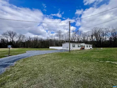 408 Sandy Ridge Road Waynesboro VA 22980