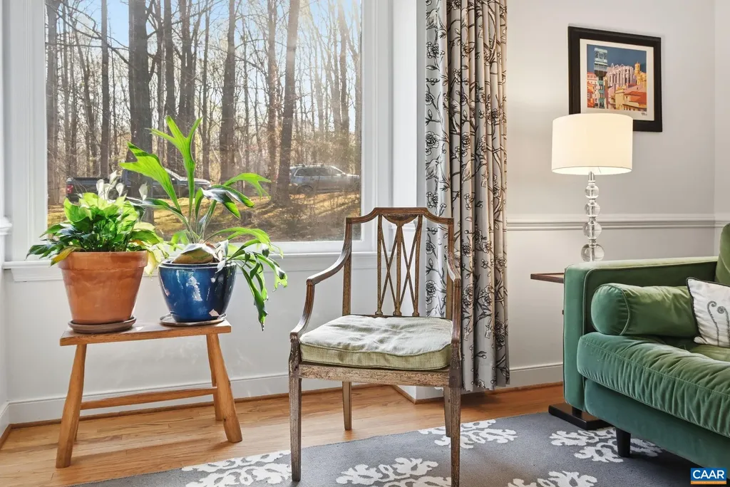 2404 Pine Garth Run Charlottesville VA 22901